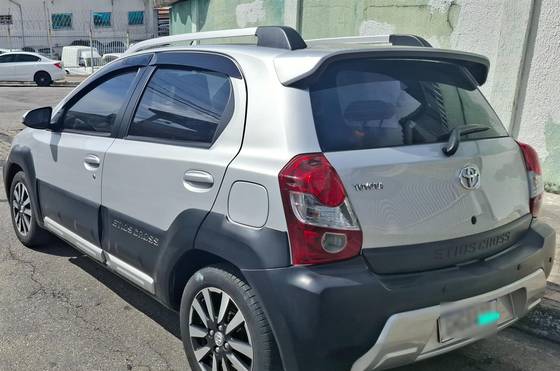 TOYOTA ETIOS 1.5 XLS 16V FLEX 4P AUTOMÁTICO